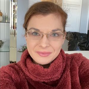 Meet your Posher, Ariana